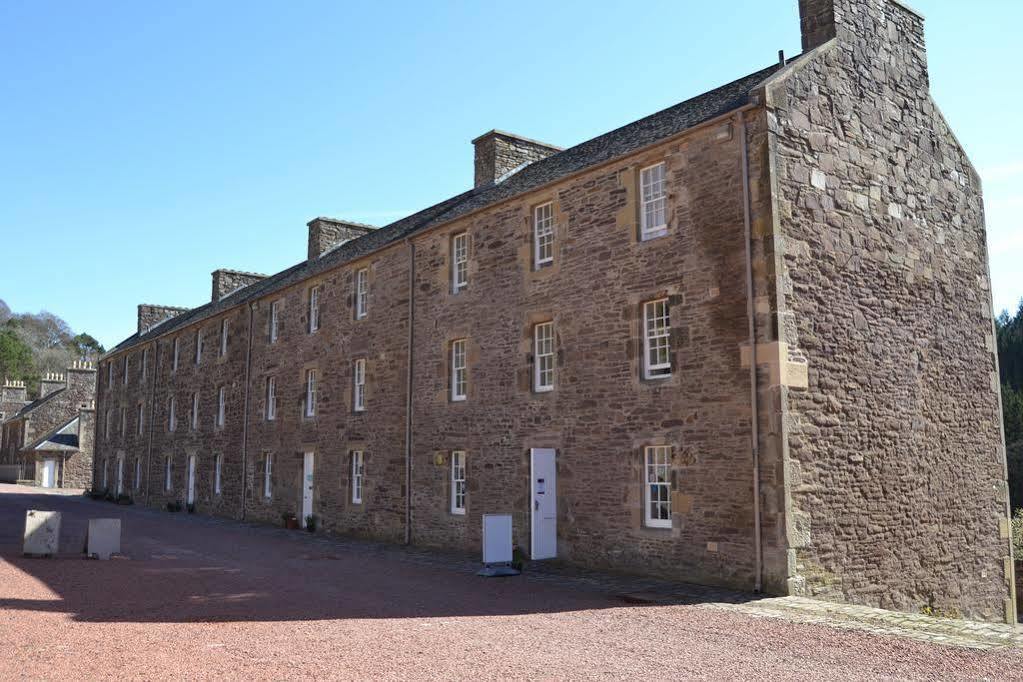 Wee Row Hostel Lanark Exterior photo